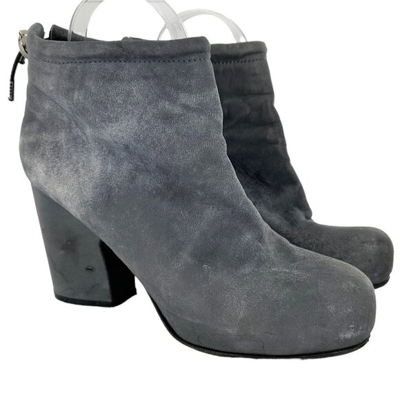 ACNE STUDIOS Gray Distressed Nubuck Leather Ankle Boots Size 39 Booties - Picture 1 of 7